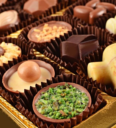 Fındıklı, Vişneli, Bademli Spesiyal Belçika Çikolatası 42'li
